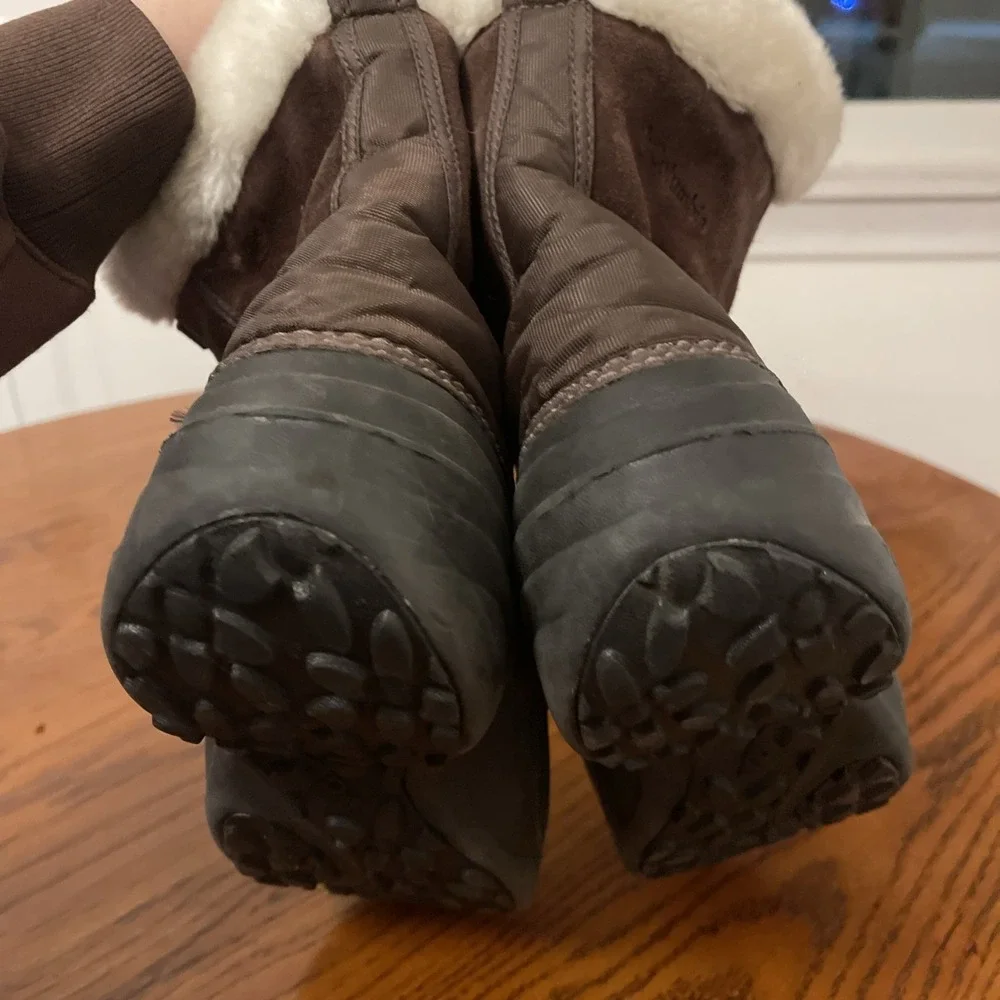 Sz 8 Columbia Techlite Winter Mid Calf Snow Boots Faux Fur -25 Brown Suede Bratz